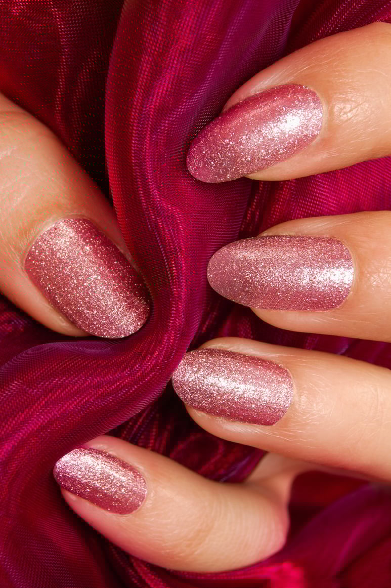 pink nails